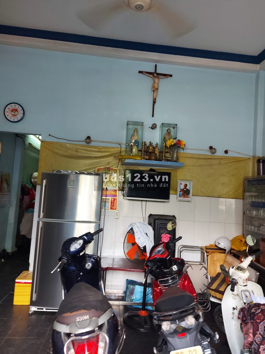 Ngộp bank cần bán nhà mặt tiền gấp diện tích 55m2, giá 16 tỷ, thương lượng, lh 0909101469