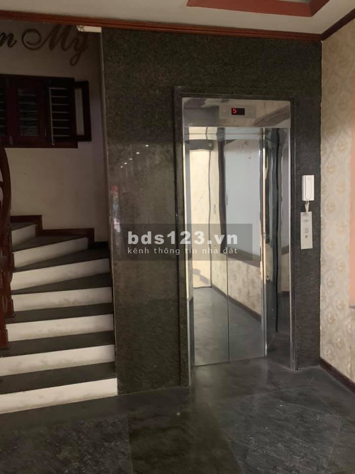 Nhà phố Ngọc Hà, ô tô, 6 tầng thang máy, giá bán 11 tỷ, sổ đỏ chính chủ, giao dịch nhanh chóng