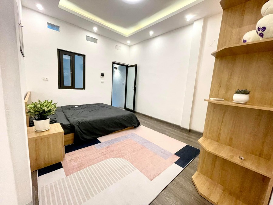 Bán nhà phố Vũ Ngọc Phan, Đống Đa, đt 31m2, 4 tầng đúc, giá bán 2.5 tỷ, lô góc thoáng sáng