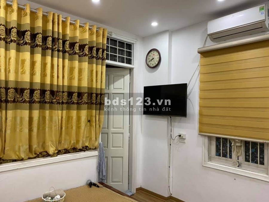 Bán nhà lô góc phố Tôn Thất Tùng, diện tích sử dụng 34m2, giá bán chỉ 3,6 tỷ, lh 0902317688