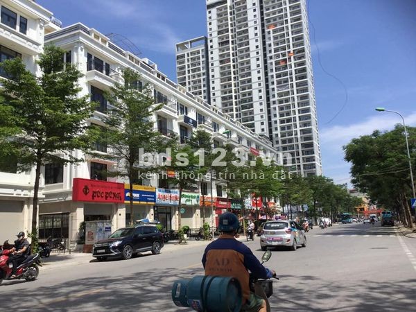 Mặt Phố, Kinh Doanh VIP, diện tích 292m2 mt 8.8m, lô góc 3 mặt thoáng Phố Bà Triệu, Hoàn Kiếm