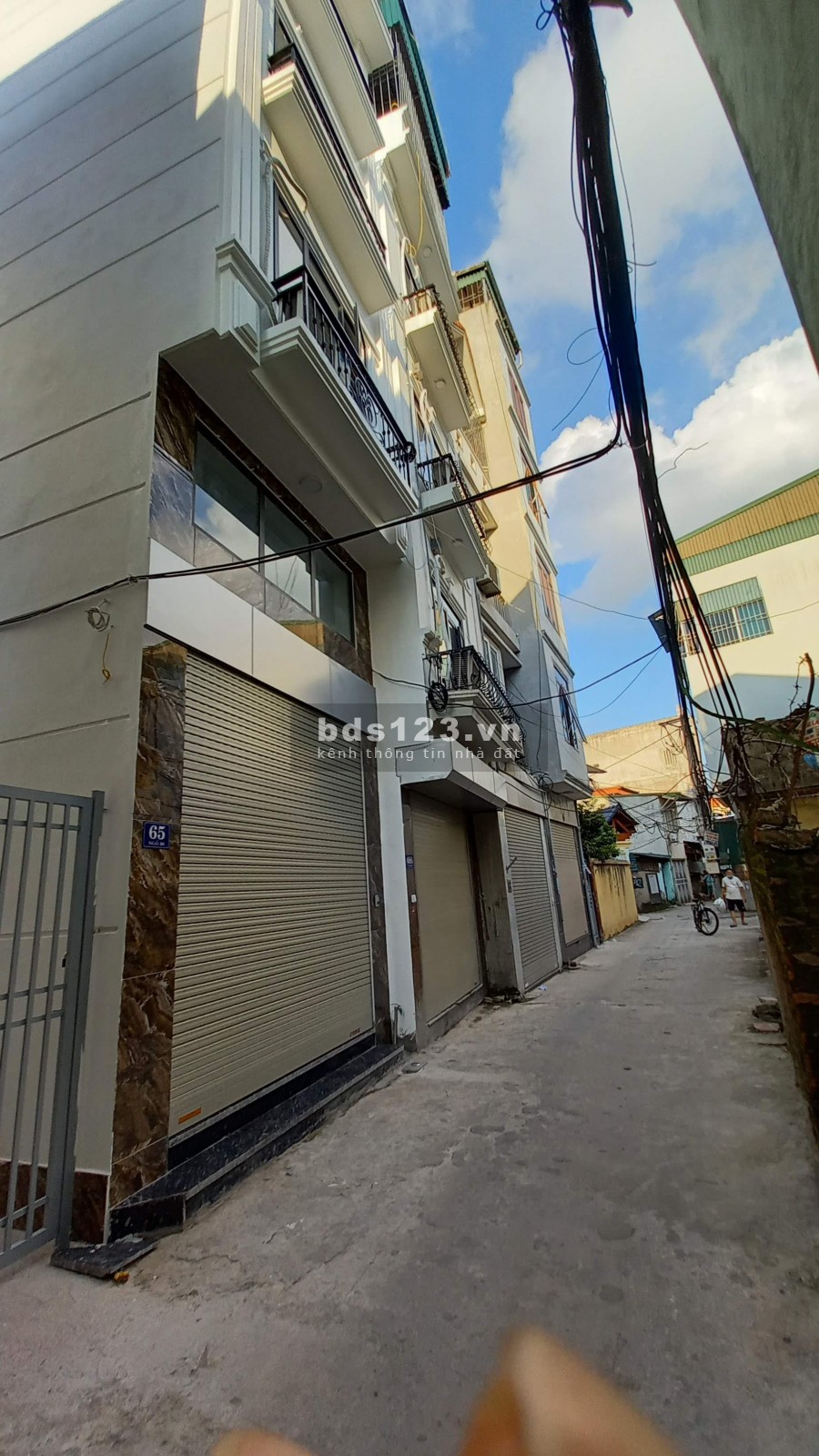 Bán Thanh Trì diện tích sử dụng 36m2, đúc kiên cố 5 tầng, giá bán 1,8 tỷ, miễn trung gian