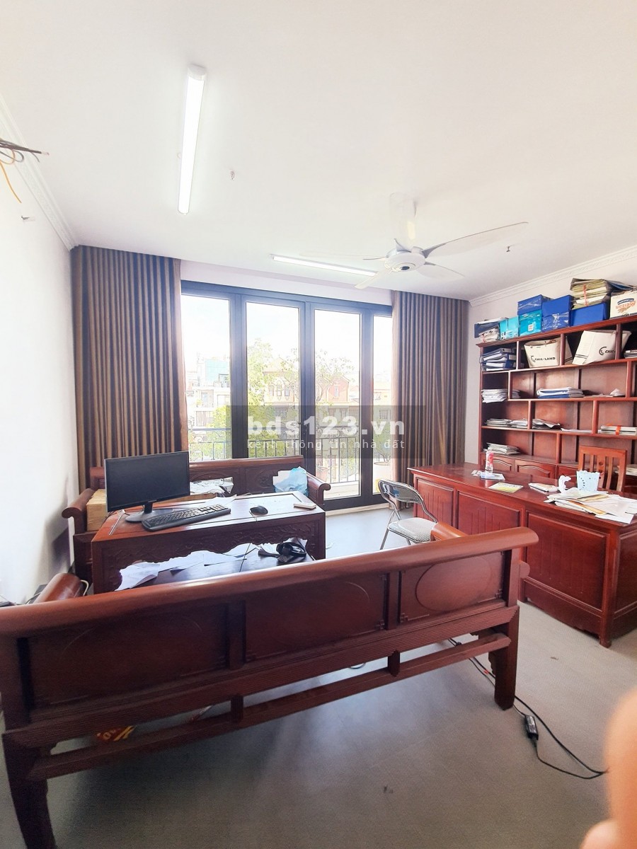 Bán nhà Đình Thôn, 49m2, chủ nhà công chức con cái thành đạt, 3.x tỷ.