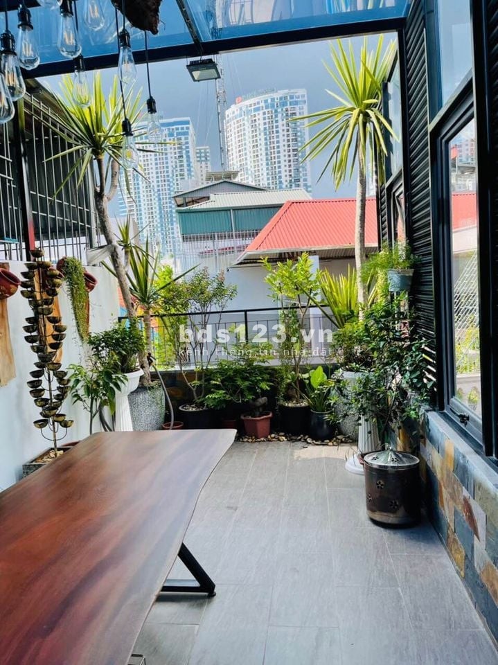 Chính chủ bán nhà Ngọc Thụy, Long Biên, diện tích 58m2, 5 tầng, ô tô vào nhà giá bán 5.5 tỷ
