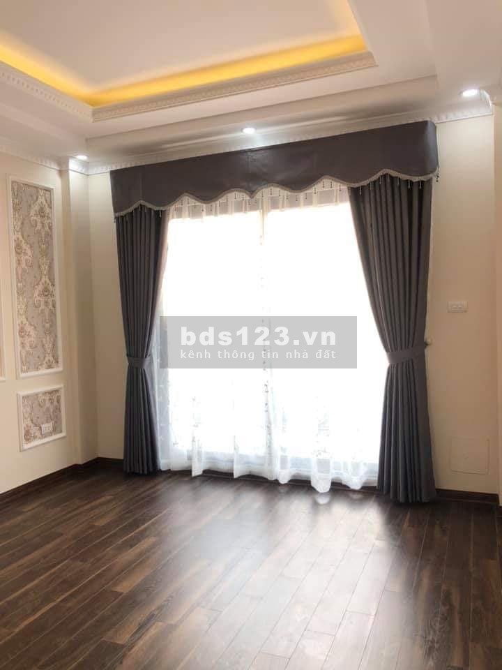 Nhà lô góc phố Đàm Quang Trung, ngõ ô tô thông diện tích 36m2, giá 4.8 tỷ, vào ở luôn
