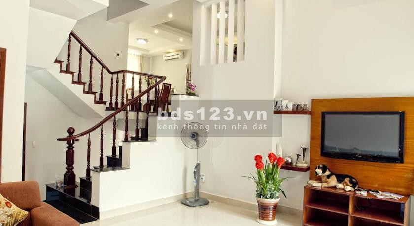 Bán nhà mặt tiền đường Lê Quý Đôn, phường 4, Vũng Tàu, giá bán 12.6 tỷ, sổ sẵn