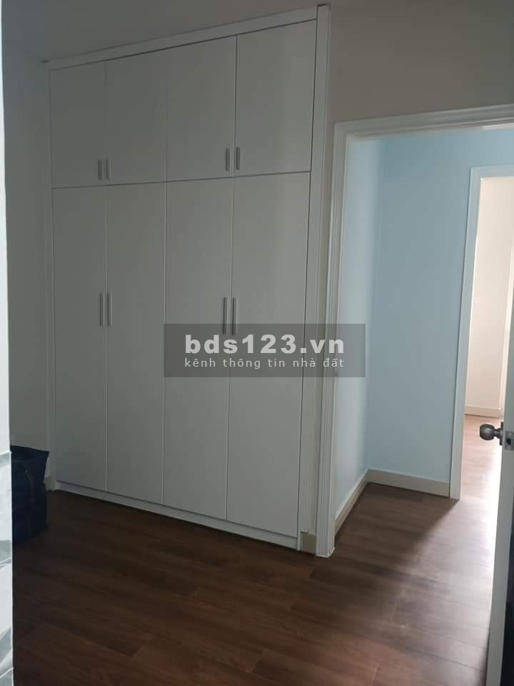 Nhà mới kiên cố 2 tầng vị trí đẹp hẻm xe hơi tránh đường Gò Dầu giá bán 4,2 tỷ, lhcc