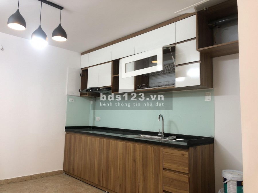 Cần bán nhà riêng, dt 35m2, 5 tầng đúc, giá bán 4.2 tỷ, Phố Tôn Thất Tùng, Chùa Bộc, Đống Đa