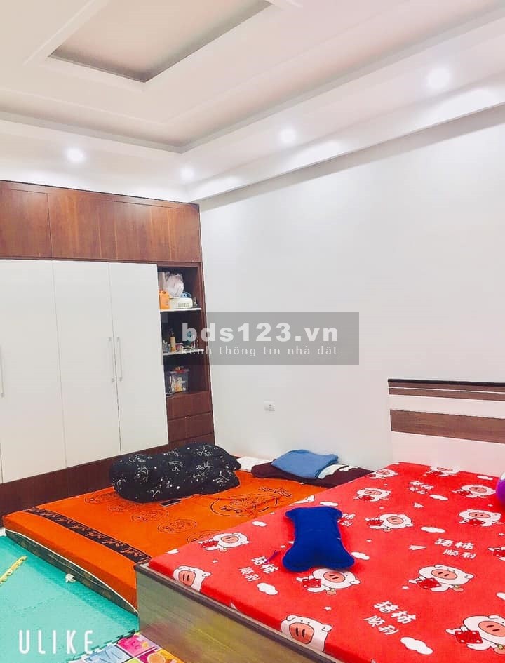Nhà đẹp Hồng Tiến ngõ ô tô thông gara cách mặt phố 20m, sổ đẹp chính chủ, khu dân trí cao