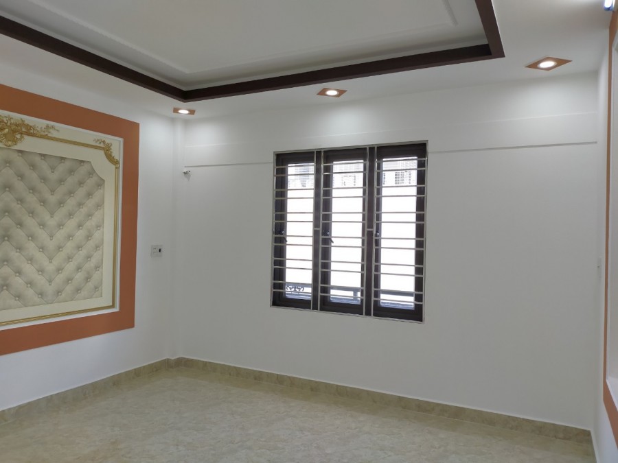 Nhà đẹp xây mới 4 tầng ngõ đường Ngô Gia Tự, TĐC Sao Sáng, dt 50m2, bìa Hồng chính chủ