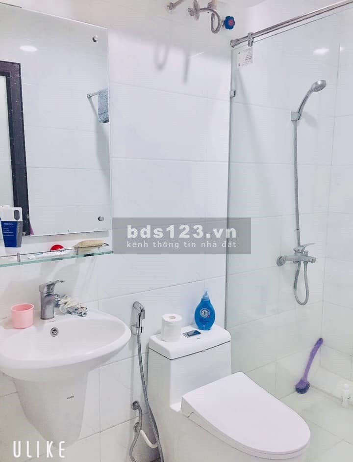 Nhà đẹp Hồng Tiến ngõ ô tô thông gara cách mặt phố 20m, sổ đẹp chính chủ, khu dân trí cao