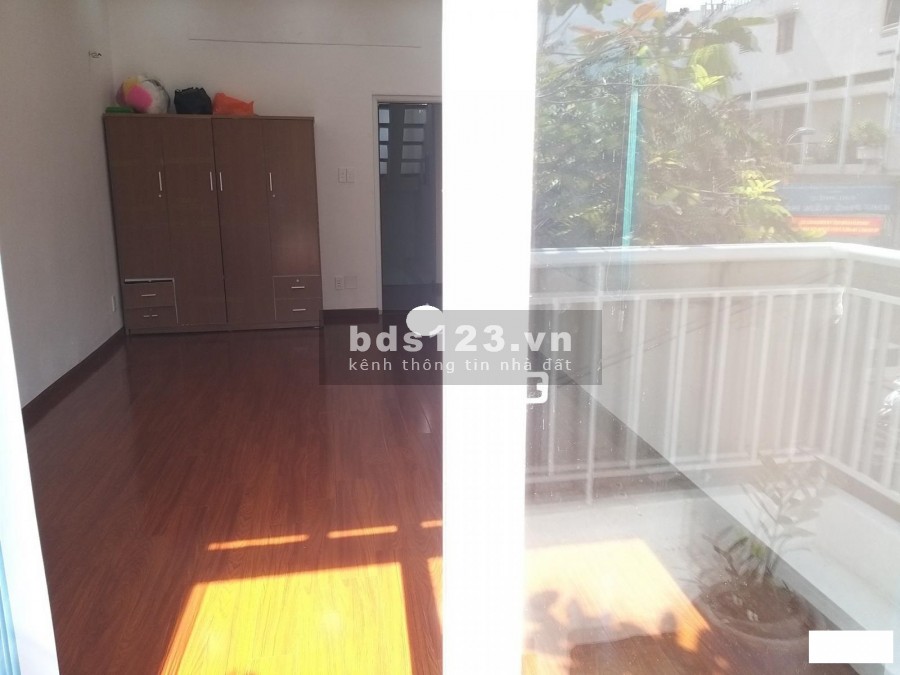 Bán nhà mặt tiền lô góc Nguyễn Đình Chiểu P4 Quận 3 dt 46m2 giá hạt dẻ 15.6 tỷ