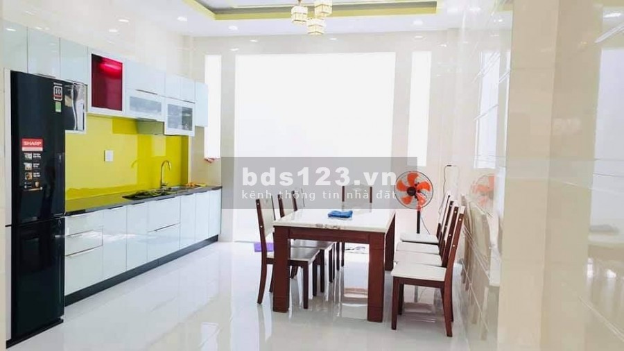 Bán Vila Hẻm 8m đường Tô Ký vị trí đáng sống vào kinh doanh rất thuận tiện, sổ đẹp