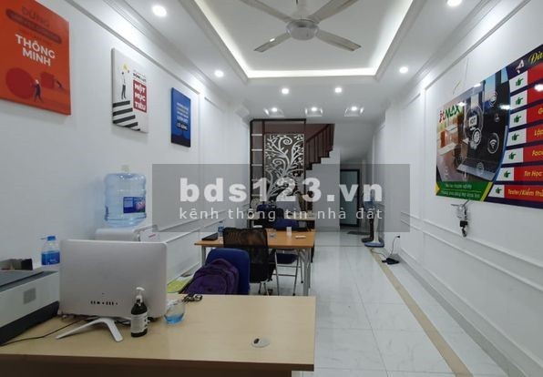 Bán nhà Hoàng Hoa Thám,trung tâm Bình Thạnh-Phú Nhuận, gần chợ Giá Rẻ, 45m2