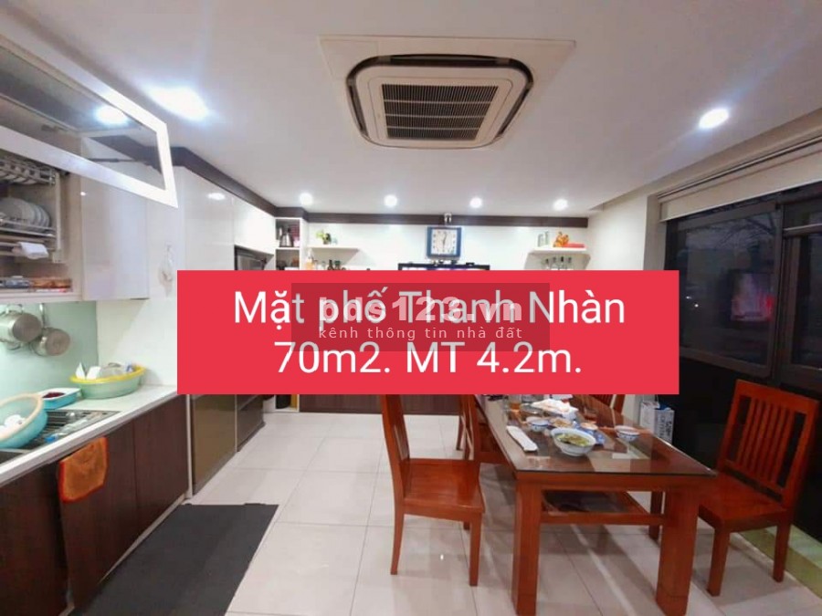 Bán nhà phố Thanh Nhàn vỉa hè rộng kinh doanh diện tich 70m2, 6 tầng giá 20 tỷ, sổ sẵn