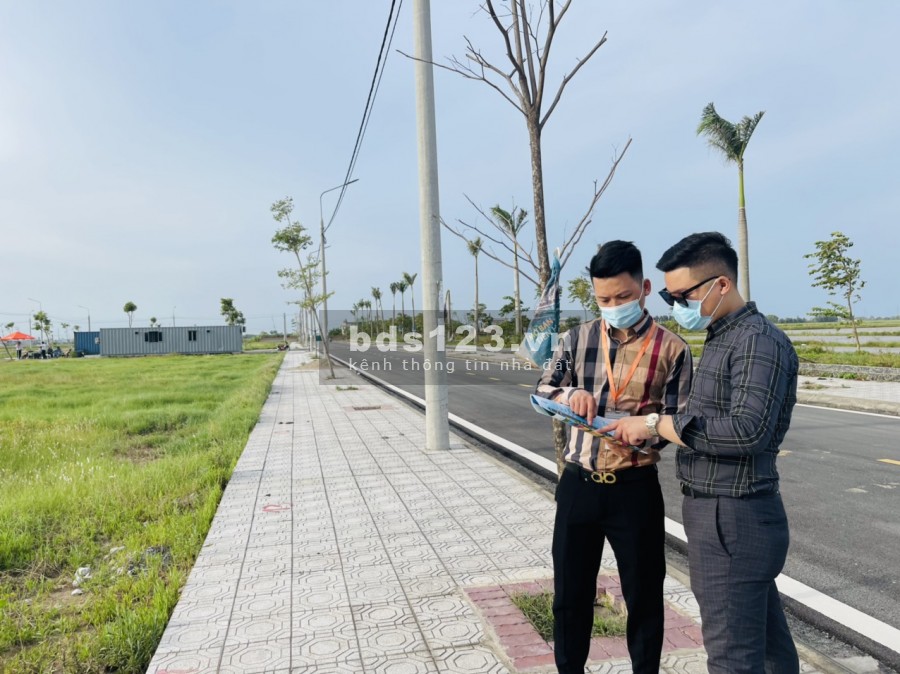 Chính chủ bán 1.5 tỷ/nền Tiền Hải Thái Bình, đã có sổ vĩnh viễn, đối diện khu công nghiệp Village