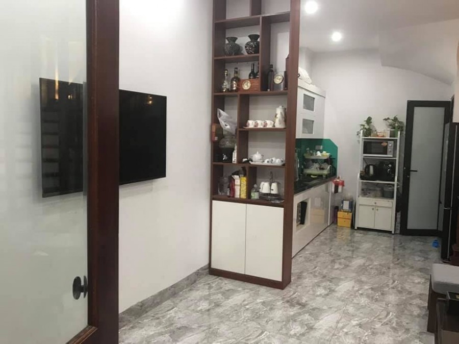 Nhà đẹp Hào Nam tiện ích xung quanh đủ, nhất vị tí, đỉnh công năng, dt 38m2, giá sốc
