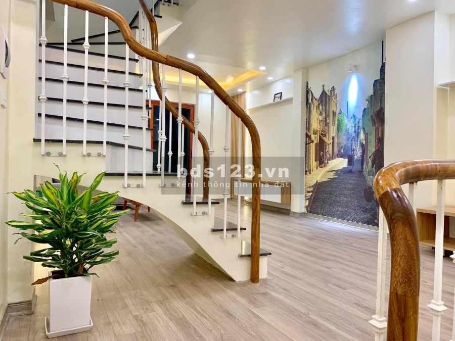 Nhà rẻ Lê Đức Thọ ô tô khu dân trí cao tiện ích diện tích sử dụng 45m2, 5 tầng giá bán 3.1 tỷ