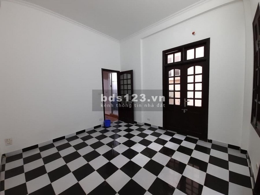 Bán nhà nguyên căn Âu Cơ, lô góc 3 thoáng, 5 tầng, dt 52m2, 6 phòng ngủ, siêu phẩm đầu tư