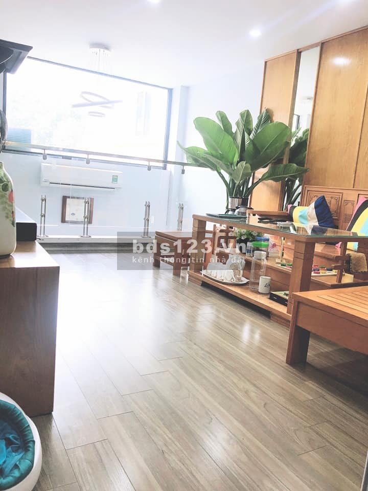 Bán nhà siêu đẹp Thanh Lân, ô tô đỗ cửa, tặng đầy đủ nội thất xịn xò, giá 2.85 tỷ, thương lượng