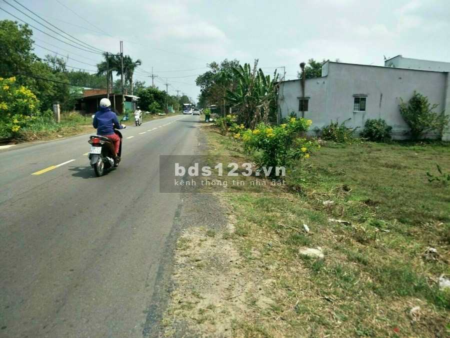 Cần bán đất mặt tiền Nguyễn Thị Rành xã Phú Mỹ Hưng - cách TL15 2km khu đông dân cư