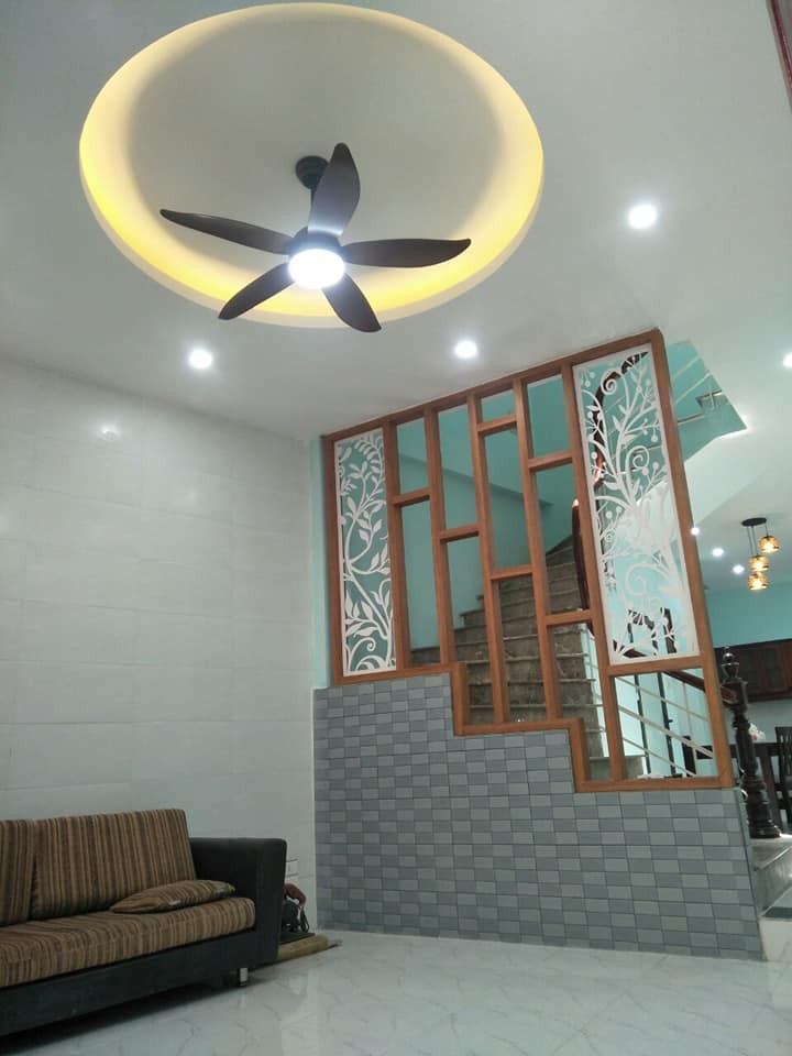 Bán nhà riêng gần khu đô thị Linh Đàm 54m2, 3.5 tầng, MT4.5m, giá hơn 3 tỷ.
