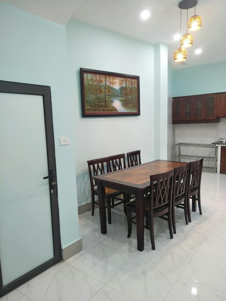Bán nhà riêng gần khu đô thị Linh Đàm 54m2, 3.5 tầng, MT4.5m, giá hơn 3 tỷ.
