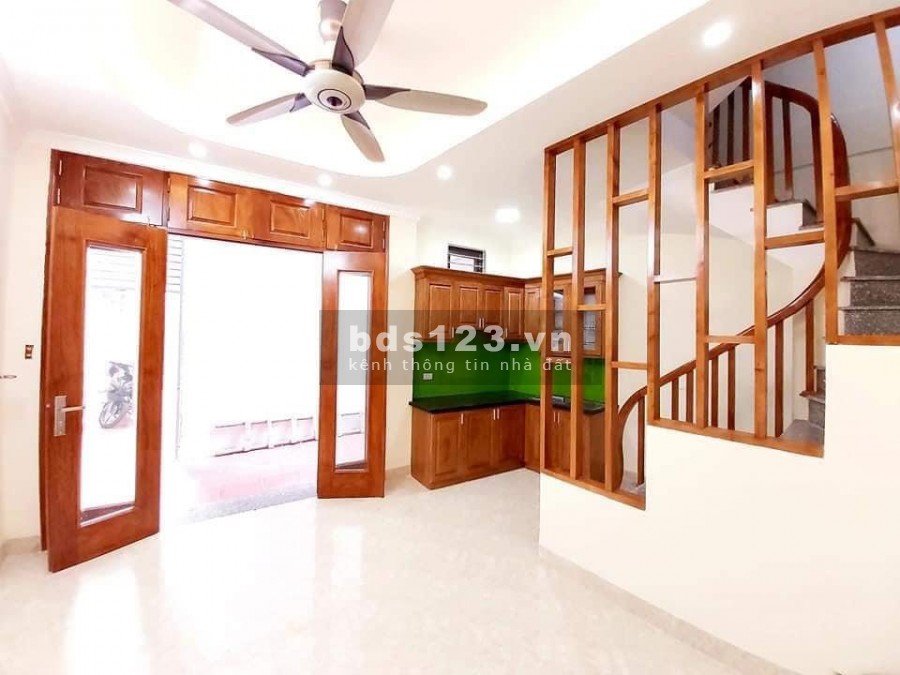 Giá bán chỉ 2,5 tỷ có nhà ở ngay, 36m2*4 phòng ngủ tại ngã 5 Hà Trì, Hà Cầu, Quận Hà Đông
