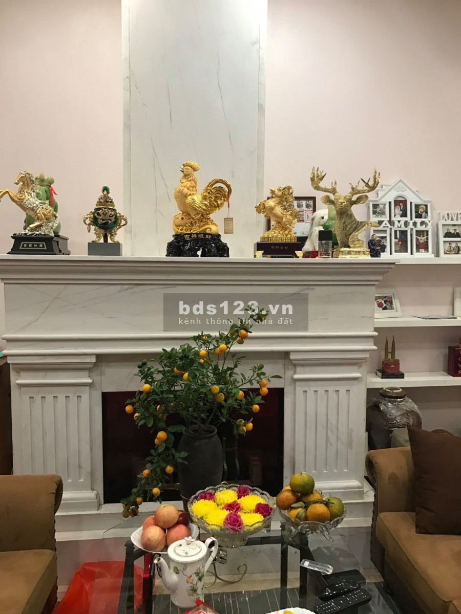 Chủ cần bán biệt thự Quận Tây Hồ, lô góc 3 thoáng, hạ giá lần 2, khu dân cư đông, an sinh