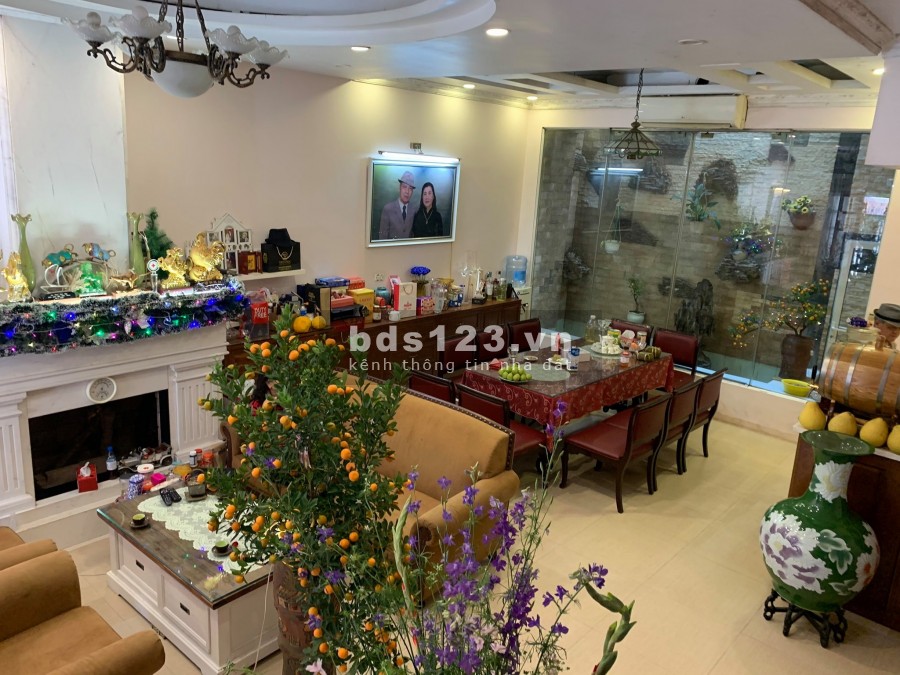 Chủ cần bán biệt thự Quận Tây Hồ, lô góc 3 thoáng, hạ giá lần 2, khu dân cư đông, an sinh