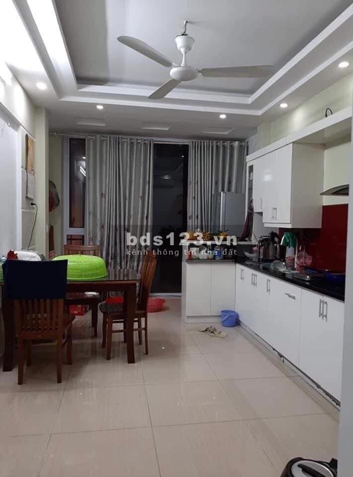 Bán nhà Mỹ Đình, Chủ tự xây, cách ô tô hơn 10m, 4 phòng ngủ, giá 3 bán nhanh tỷ