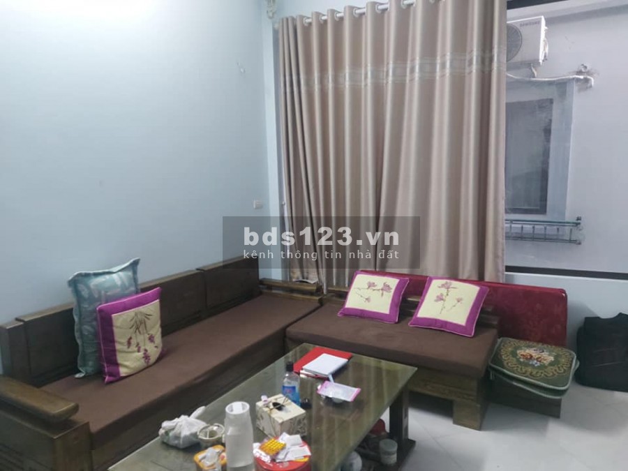 Bán nhà phố Ngọc Lâm, Quận Long Biên, dt 65m2, 4 tầng, mt 4m, giá bán nhanh 4,8 tỷ