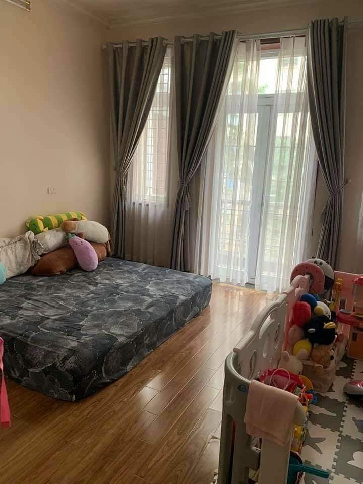 Bán nhà đường Trần Duy Hưng Hà Nội ô tô ra vào 51Mx5T giá 9 tỷ LH 0902224679