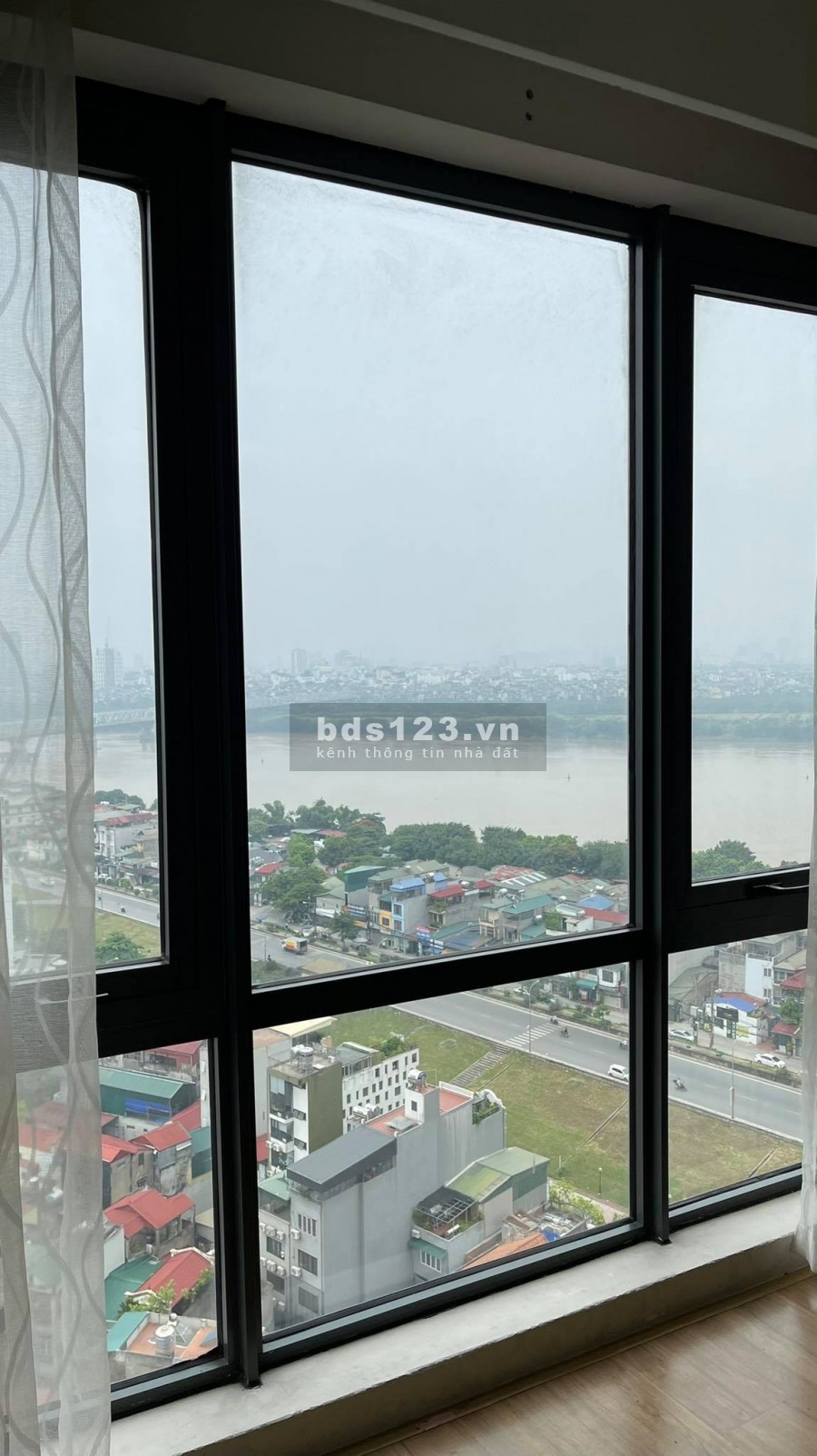 Bán căn hộ 3PN 120m2 chung cư Mipec Riverside Long Biên view sông Hồng