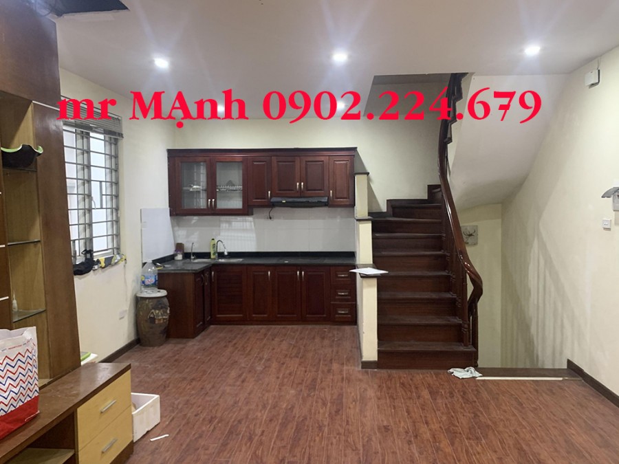 Bán Nhà đẹp lô góc ở ngay Quan Nhân dt 38m2, 5 tầng mt 4m giá 3.9 tỷ LH 0902224679