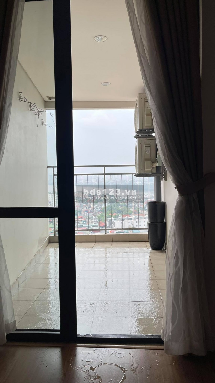 Bán căn hộ 3PN 120m2 chung cư Mipec Riverside Long Biên view sông Hồng