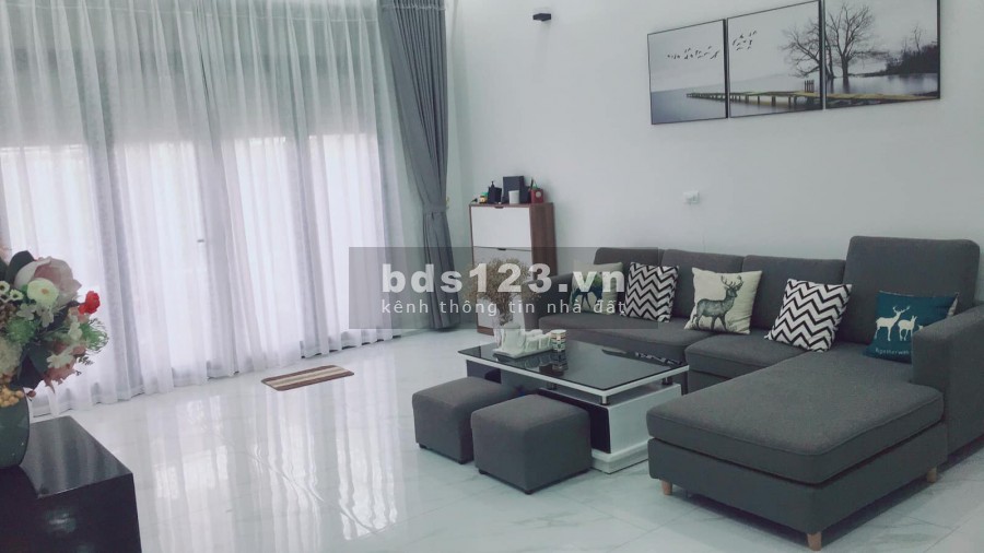 Bán nhà Lê Trực hẻm xe hơi sổ hồng vuông vức giá bán 7 tỷ, 1 trệt, 3 lầu đúc, sân thượng