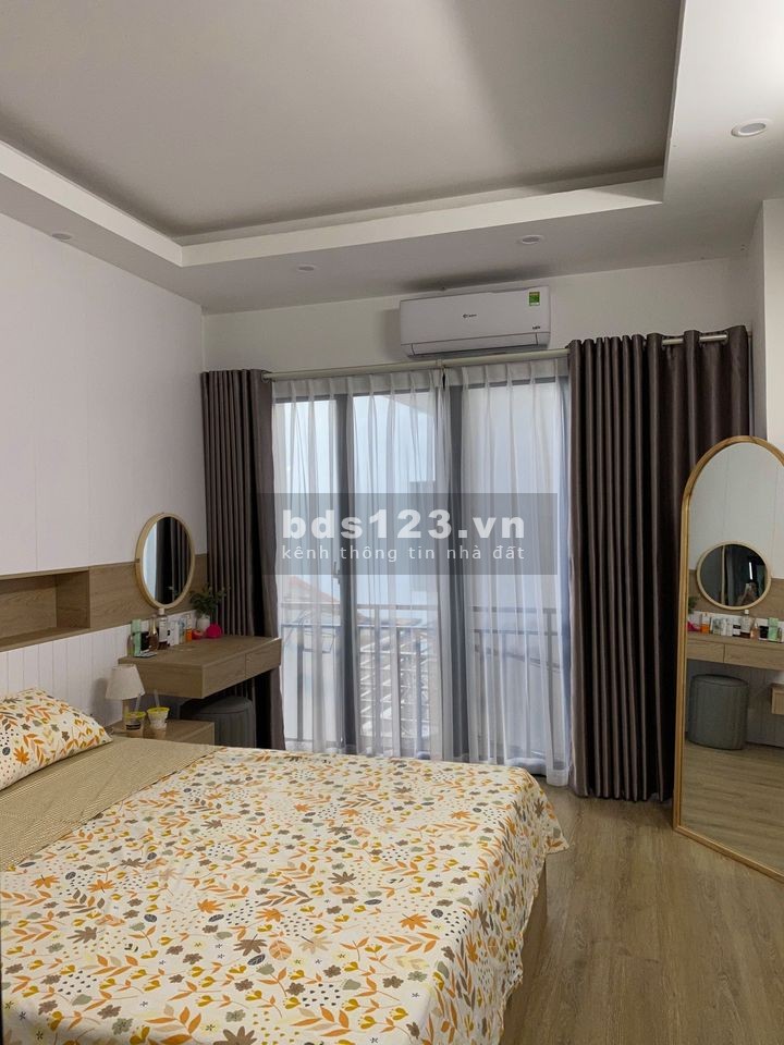 Bán nhanh nhà Lê Lợi, Quận Hà Đông, giá 2.86 tỷ, dt 40m2, nhà đẹp ở luôn, an sinh xã hội tốt
