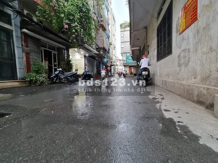 Bán đất tặng nhà ô tô vào ra phố Phan Đình Giót Quận Thanh Xuân, lh 0986209188