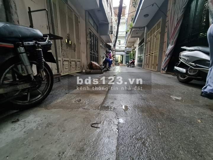 Bán đất tặng nhà ô tô vào ra phố Phan Đình Giót Quận Thanh Xuân, lh 0986209188
