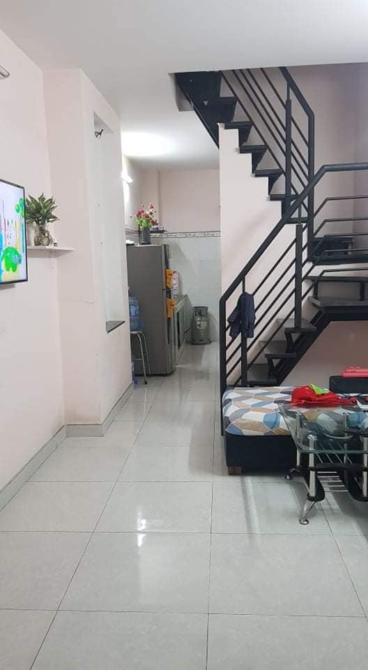 Đường số 4, hẻm xe hơi 1 xẹt diện tích 4mx18m, đúc kiên cố 3 tầng giá bán chỉ 6,6 tỷ