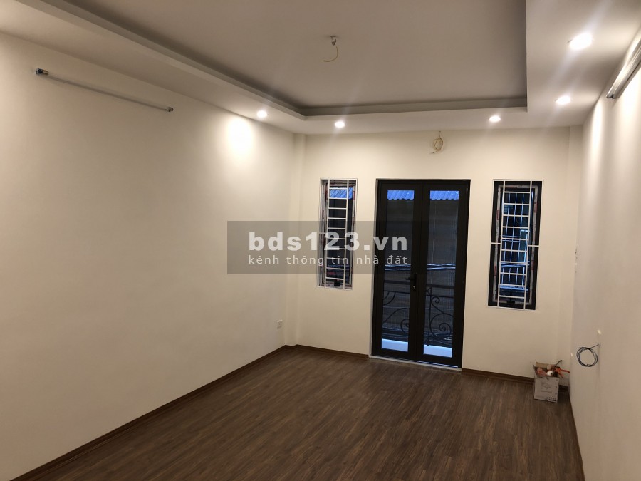 Bán căn nhà ô tô đỗ cửa rộng 45m2 tại Hoàng Văn Thái, Thanh Xuân Hà Nội.