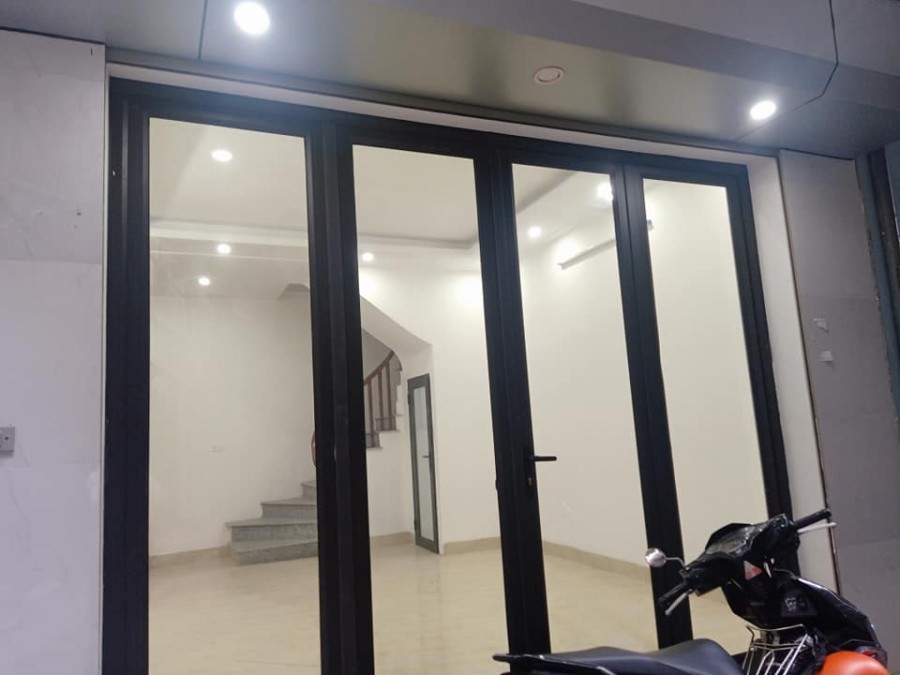 Bán nhà Lê Quang Đạo, Nam Từ Liêm, diện tích sử dụng 34m2, nhà mới , siêu hiếm, giá chỉ 3,2 tỷ