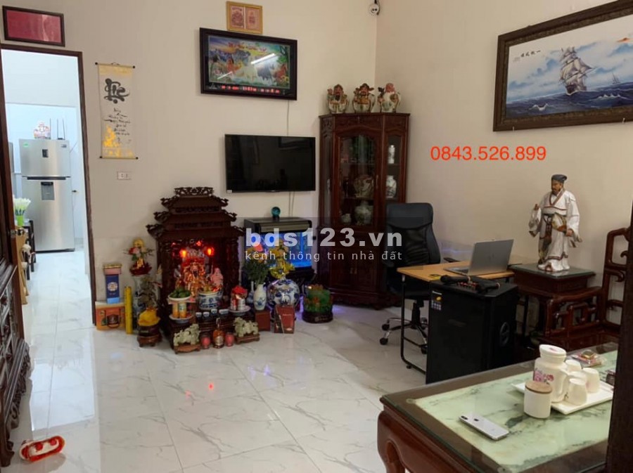 Bán gấp nhà phố Trần Khát Chân, 2 mặt thoáng, nhỉnh 70 triệu/m2, liên hệ 0843526899