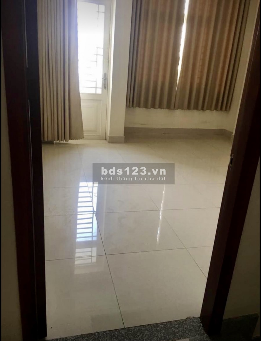 Nhà đẹp ô tô đỗ cổng diện tích sử dụng 48m2, hẻm Thích Quảng Đức, Phú Nhuận, giá bán 4.6 tỷ