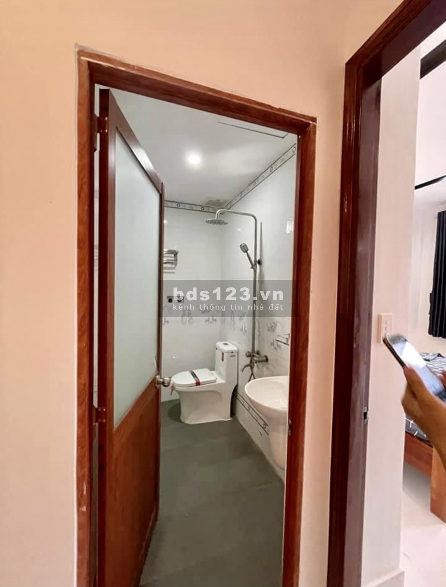 Nhà đẹp ô tô đỗ cổng diện tích sử dụng 48m2, hẻm Thích Quảng Đức, Phú Nhuận, giá bán 4.6 tỷ