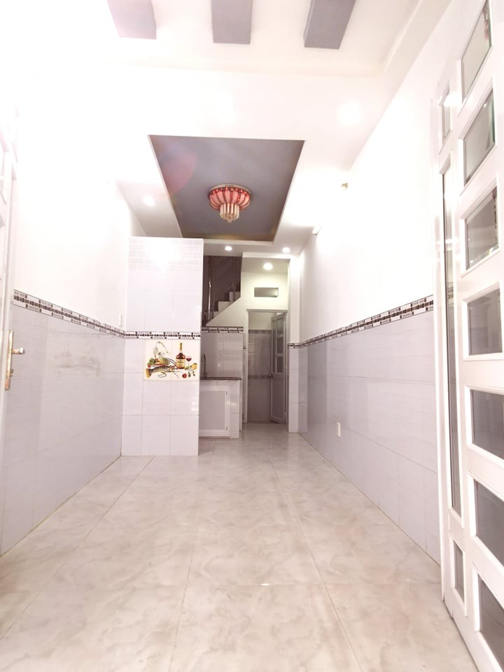 Bán nhà Quận 1 trung tâm khu phố Tây Bùi Viện giá bán 16.5 Tỷ, tự thiết kế căn nhà xinh xắn