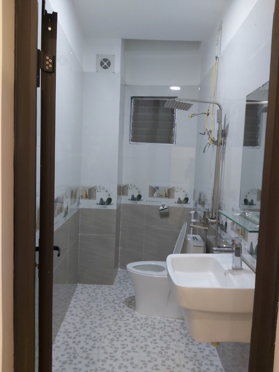 Hiếm! Chỉ 3.6 tỷ có nhà to 44m mới tinh 5 tầng phố Bùi Xương Trạch Thanh Xuân an sinh đỉnh
