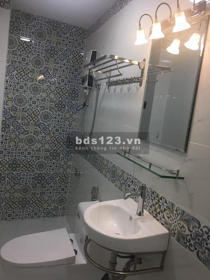 Phú Nhuận Trường Sa 3 tầng giá 3.5 tỷ trung tâm PN đầy đủ công năn nhà mới đẹp lh 0969476617