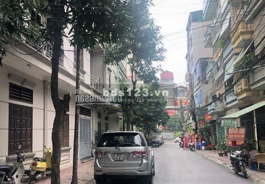 Bán nhà mặt phố Vũ Hữu, Thanh Xuân. Vỉa hè, ô tô, kinh doanh, dt 90m2 mt 6.2m giá 15 tỷ